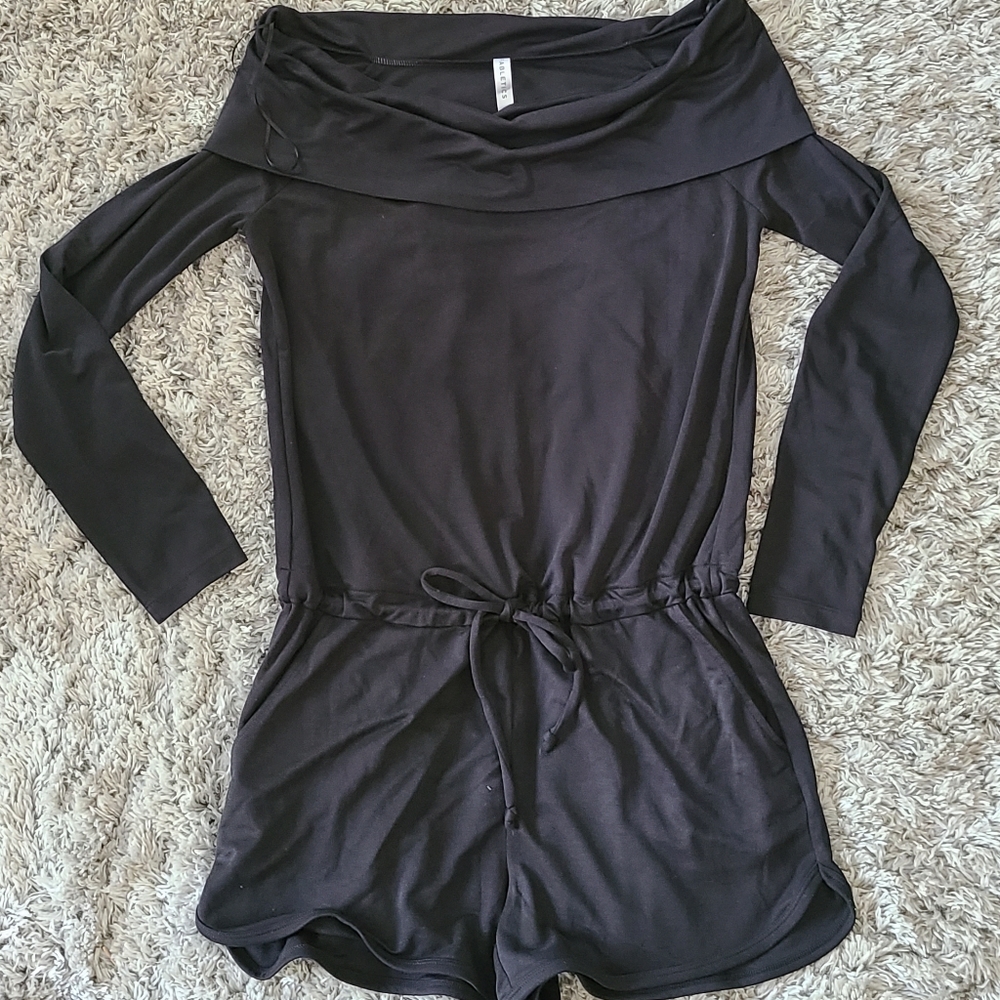 Long sleeve romper